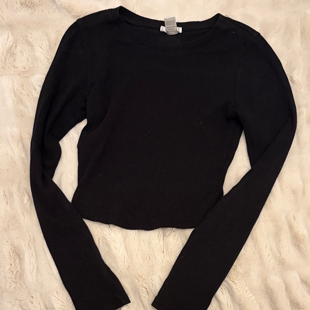 Bozzolo Elegant Black Long Sleeve Top